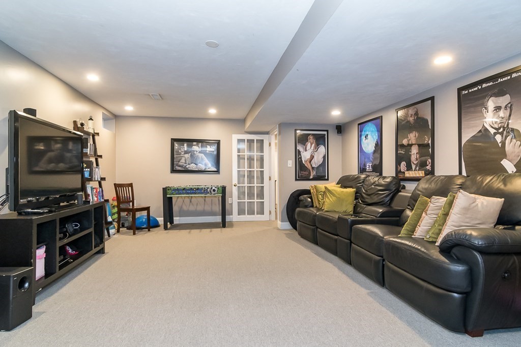 628 Webster Street Needham, MA 02492 - Photo 15 of 30 Gallery Image 15