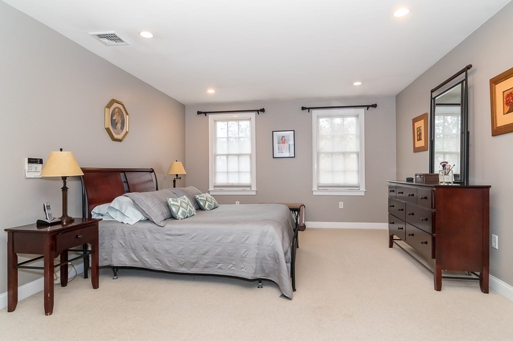 628 Webster Street Needham, MA 02492 - Photo 16 of 30 Gallery Image 16