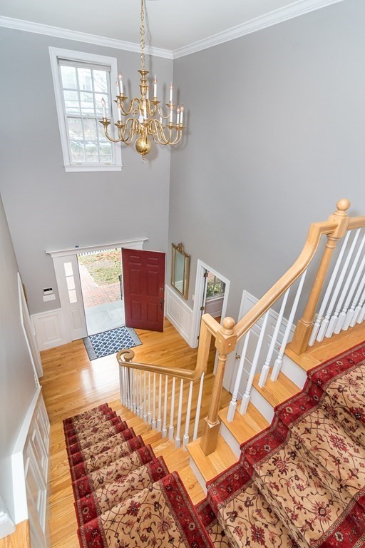 628 Webster Street Needham, MA 02492 - Photo 3 of 30 Gallery Image 3