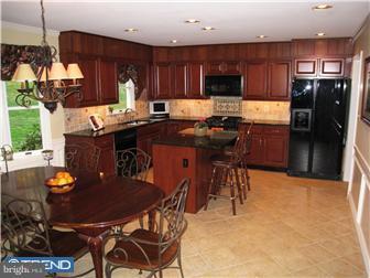 275 Watch Hill Road Exton, PA 19341 - Photo 3 of 12 Kitchen