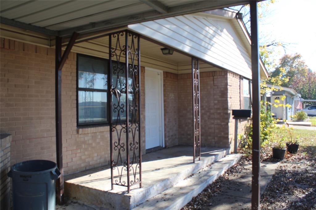 1010 Appleblossom Lane Mesquite, TX 75149 - Photo 2 of 16 a view of a entryway door front of house