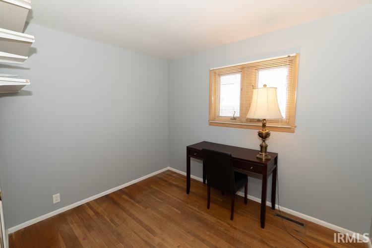 4228 York Road South Bend, IN 46614 - Photo 11 of 24 Gallery Image 11