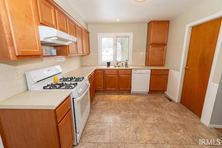 4228 York Road South Bend, IN 46614 - Photo 15 of 24 Gallery Image 15
