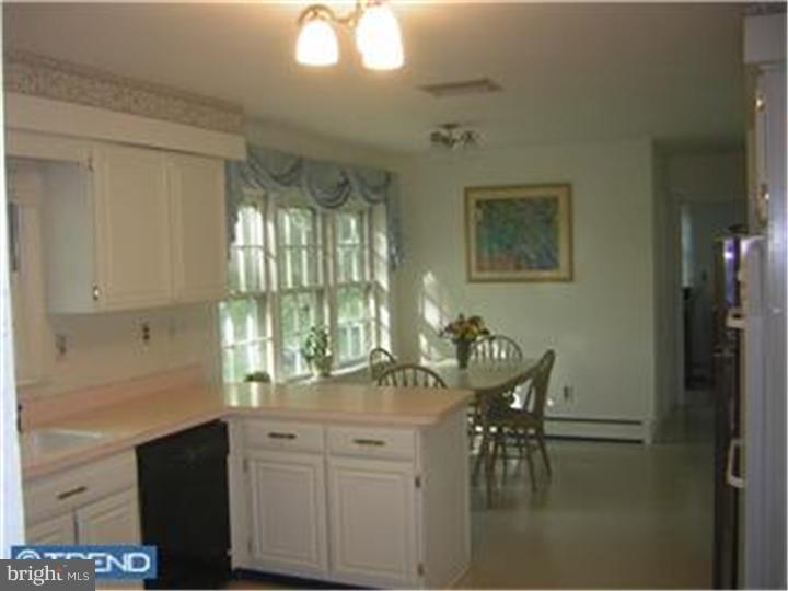 1067 Tinker Hill Road Malvern, PA 19355 - Photo 4 of 5 Gallery Image 4