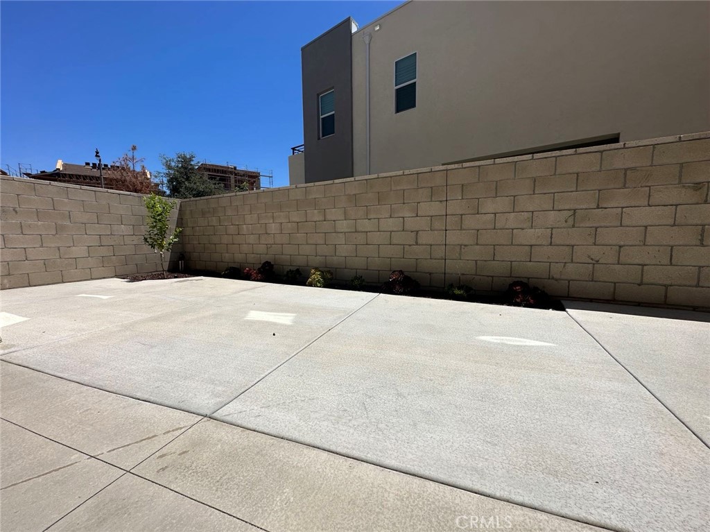 478 Chorus Irvine, CA 92618 - Photo 26 of 33 a view of balcony