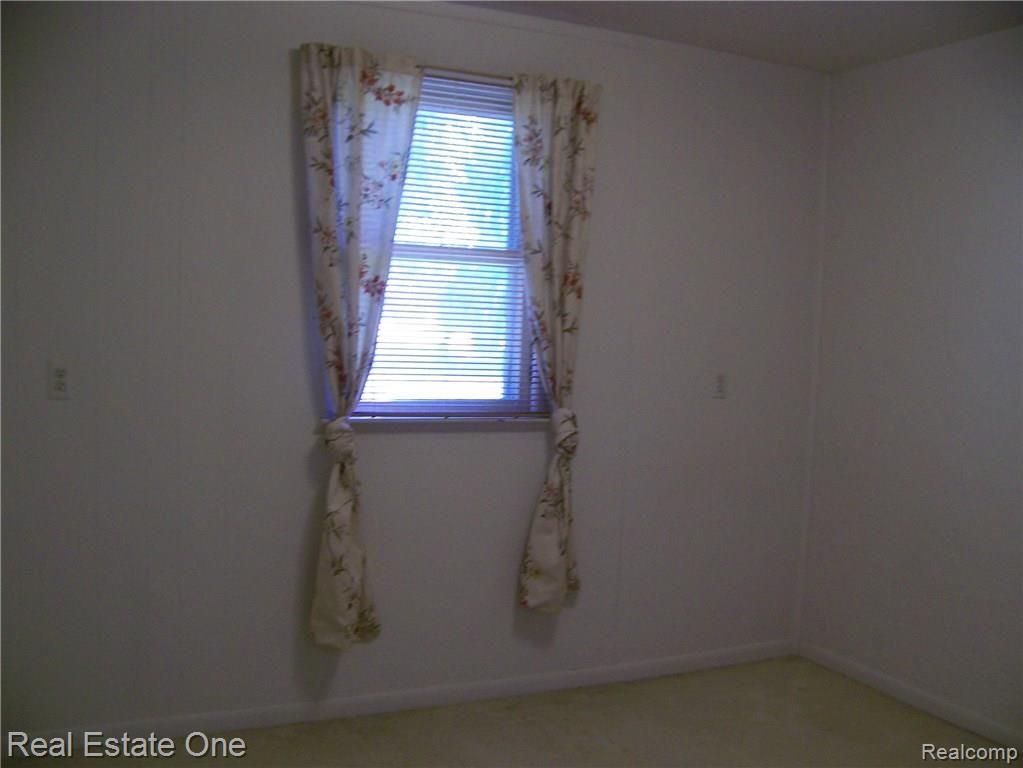 1000 Rochester Road Leonard, MI 48367 - Photo 14 of 33 1st Floor Bedroom....