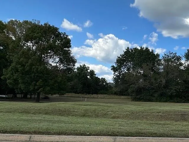 $19,900 | Lot 4 Deer Run Drive, Nevada, MO 64772