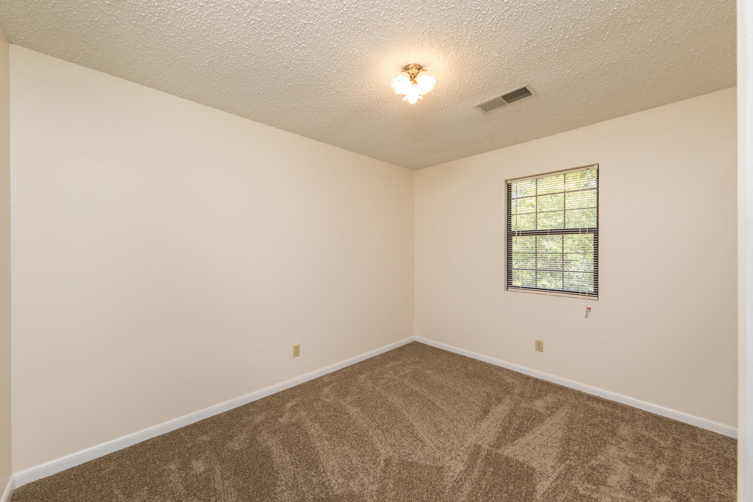 5315 Howardsville Road Apison, TN 37302 - Photo 27 of 34 5311 & 5315 Howardsville Road