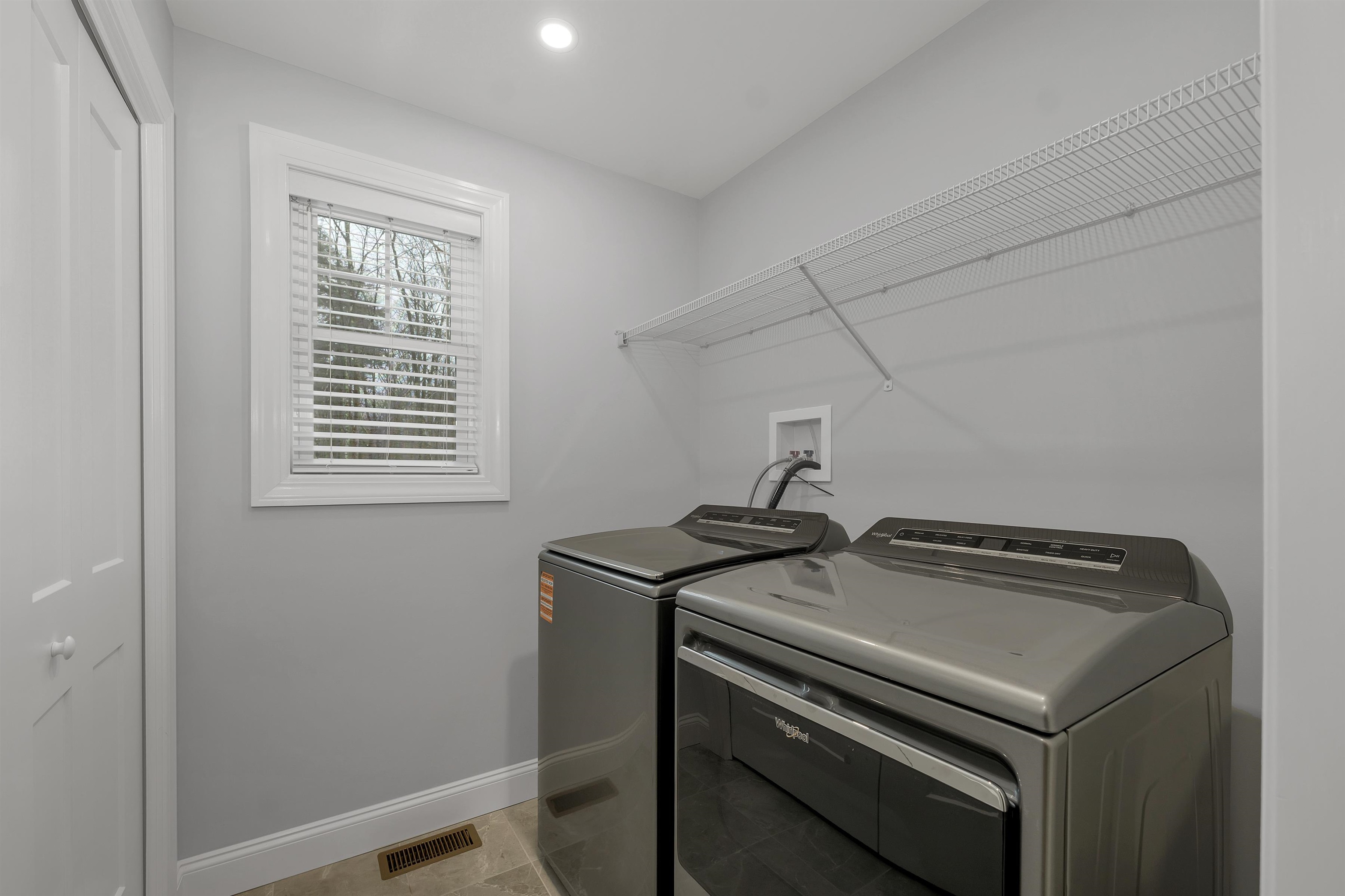 125 Laurel Road, Unit 33 Hooksett, NH 03106 - Photo 20 of 57