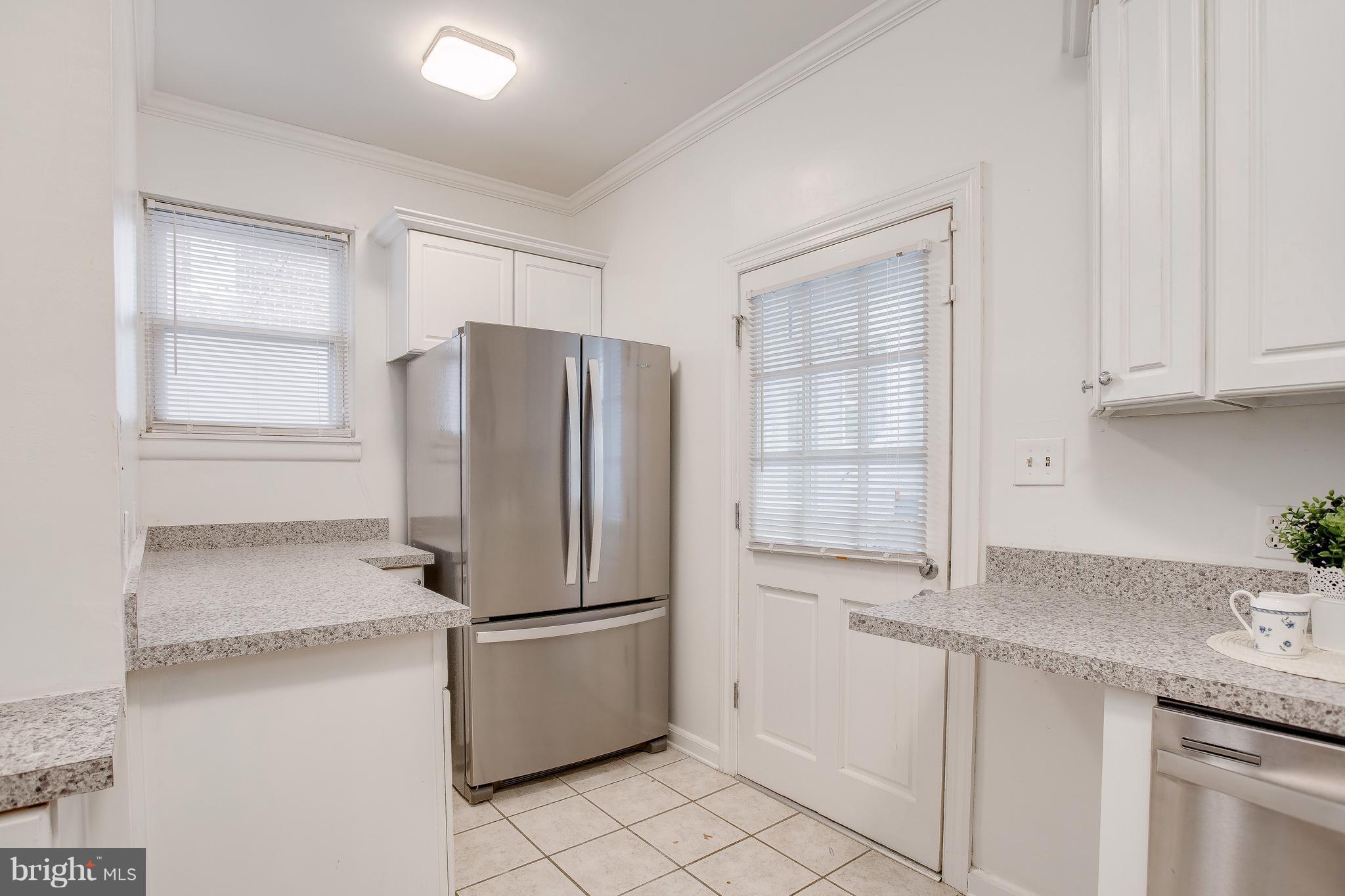 3725 Keswick Road Baltimore, MD 21211 - Photo 14 of 30 Kitchen