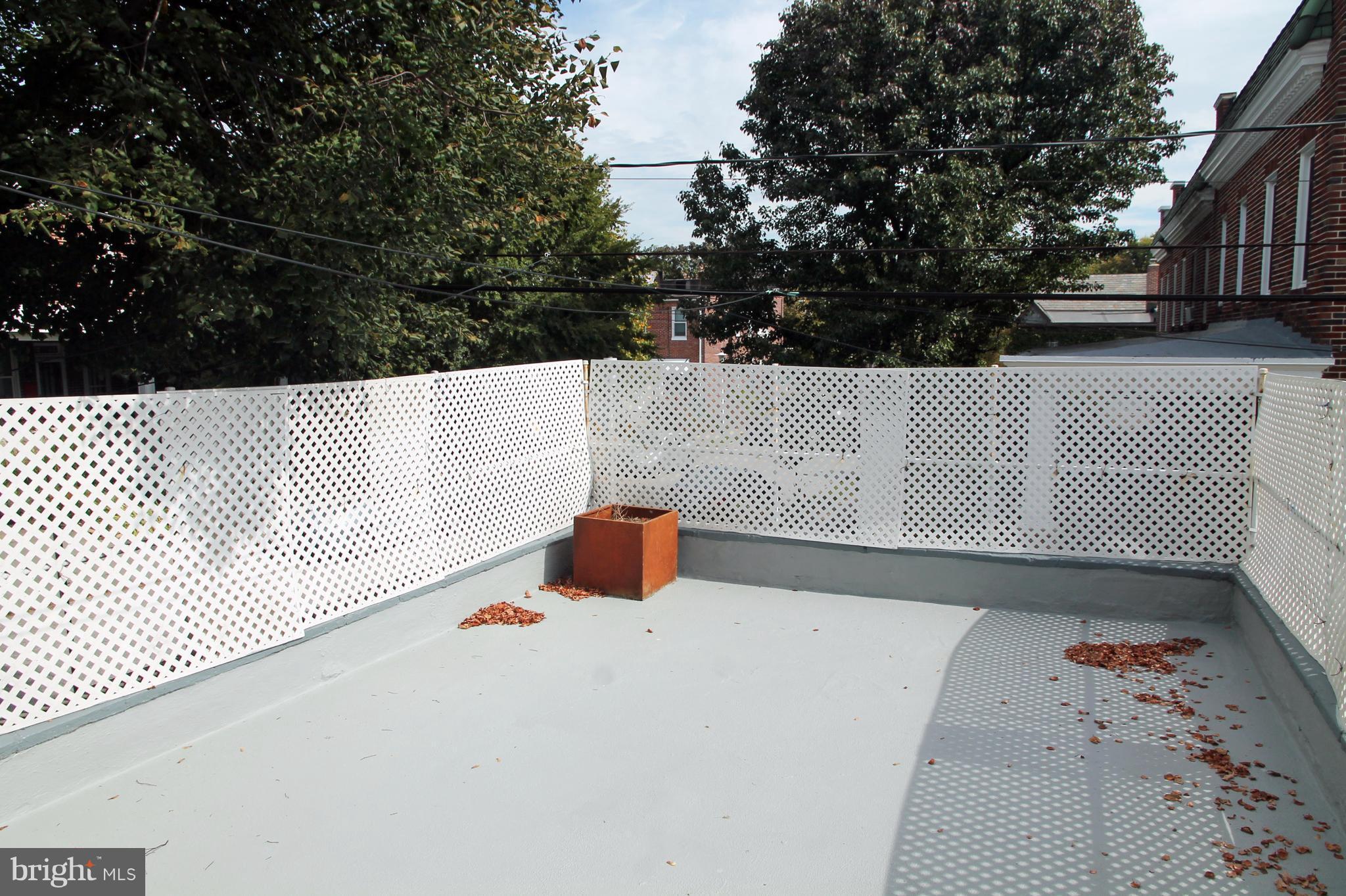 3725 Keswick Road Baltimore, MD 21211 - Photo 28 of 30 Deck