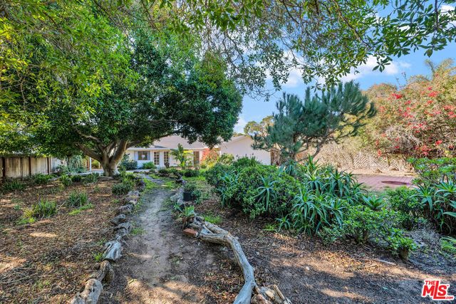 $12,000 | 7352 Birdview Avenue, Malibu, CA 90265