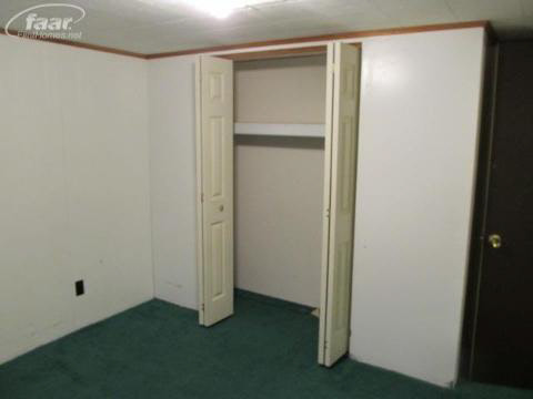 5150 Branch Road Flint, MI 48506 - Photo 41 of 46 20132455-41.JPG