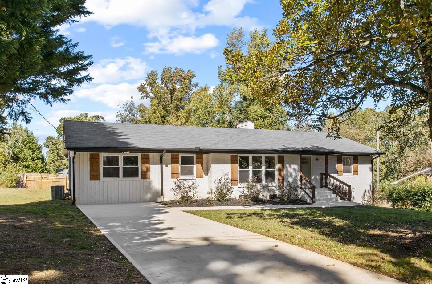 209 Endless Drive Greer, SC 29651 - Photo 1 of 32