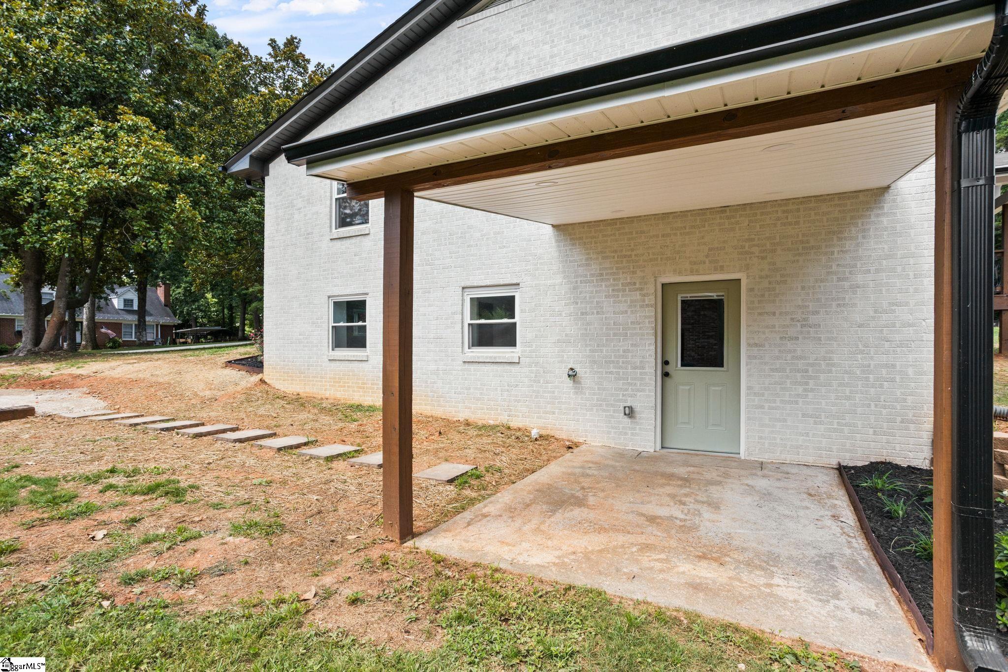 209 Endless Drive Greer, SC 29651 - Photo 15 of 32