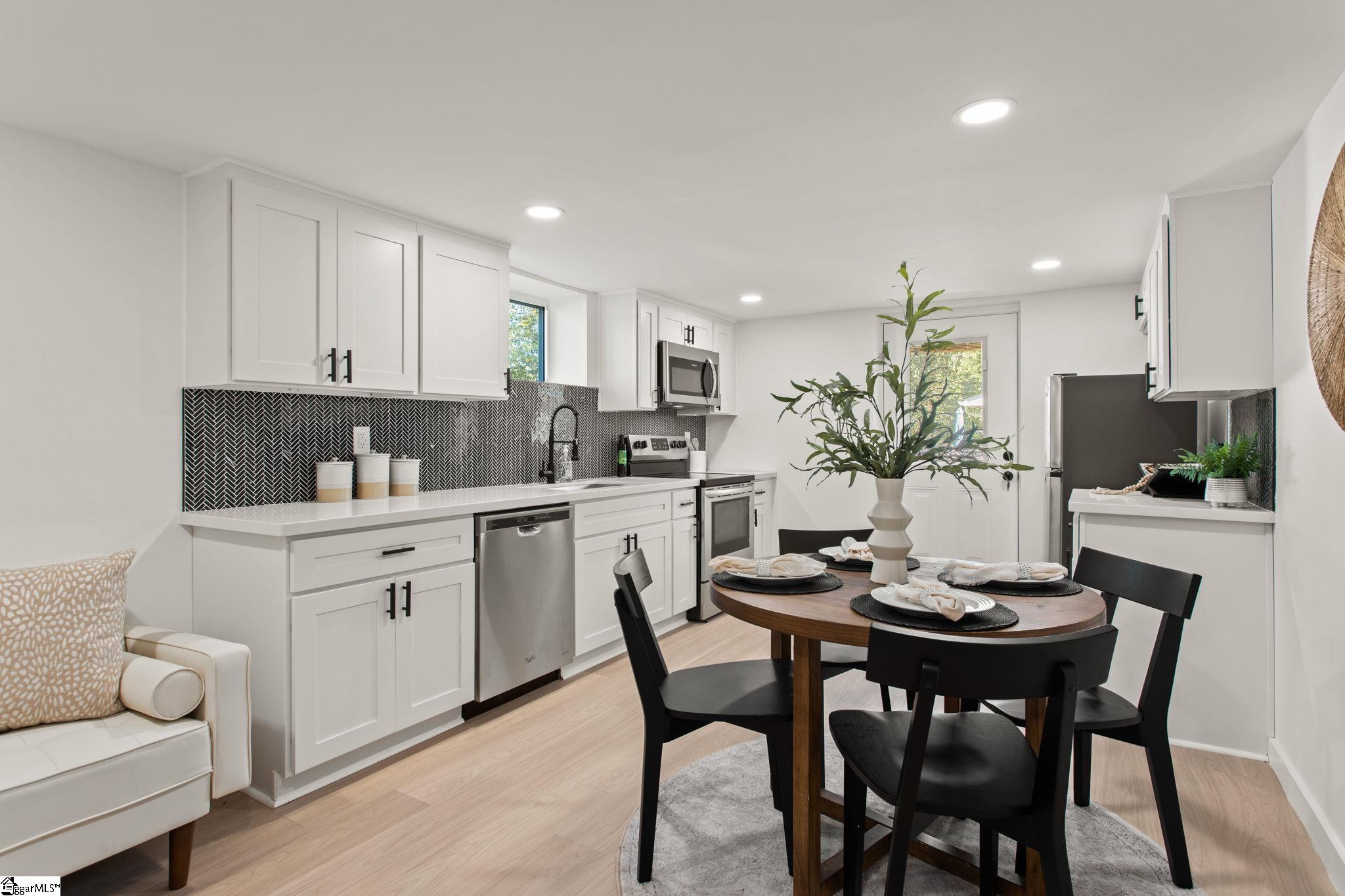 209 Endless Drive Greer, SC 29651 - Photo 16 of 32