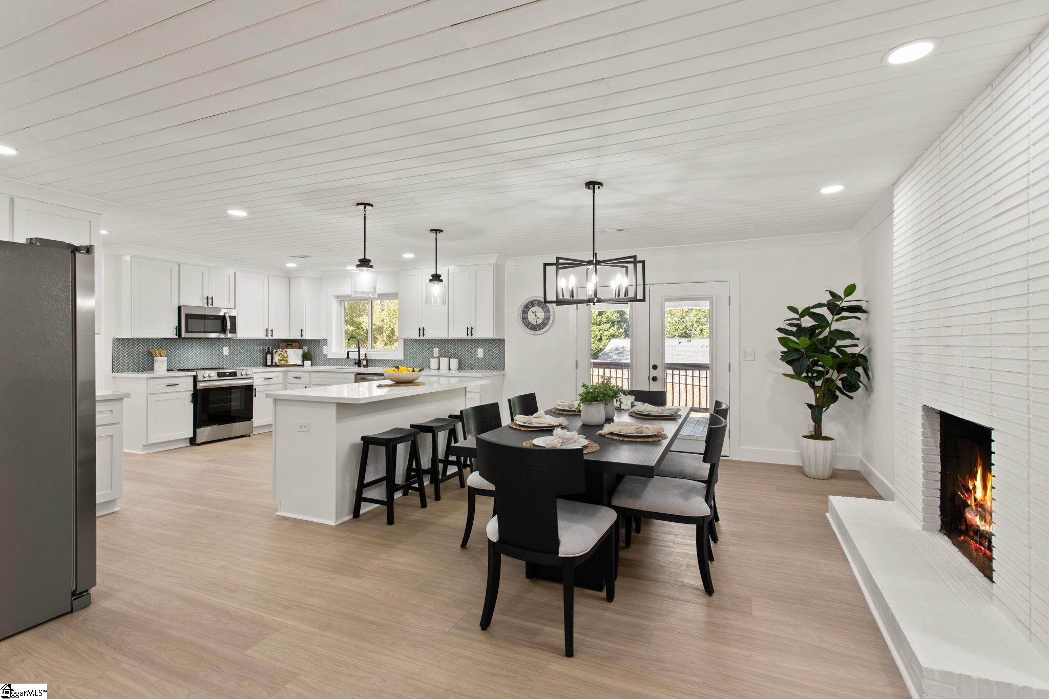 209 Endless Drive Greer, SC 29651 - Photo 5 of 32