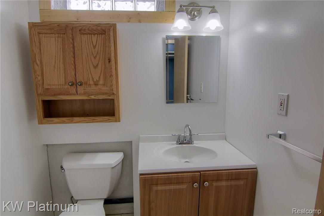 12979 Martin Road Warren, MI 48088 - Photo 17 of 25 Finished_Lower_Level_Half_Bath.jpg