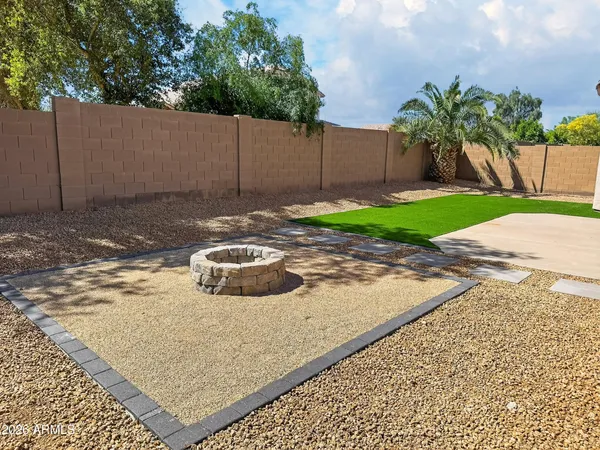 $415,000 | 2421 West Ellis Street, Phoenix, AZ 85041