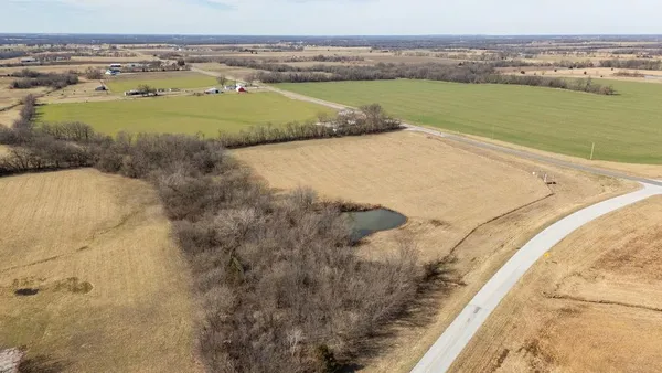 $98,000 | 1 Northwest 1st Lane, Lamar, MO 64759