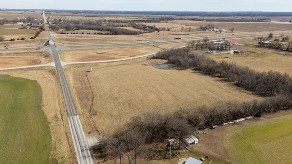 $98,000 | 1 Northwest 1st Lane, Lamar, MO 64759