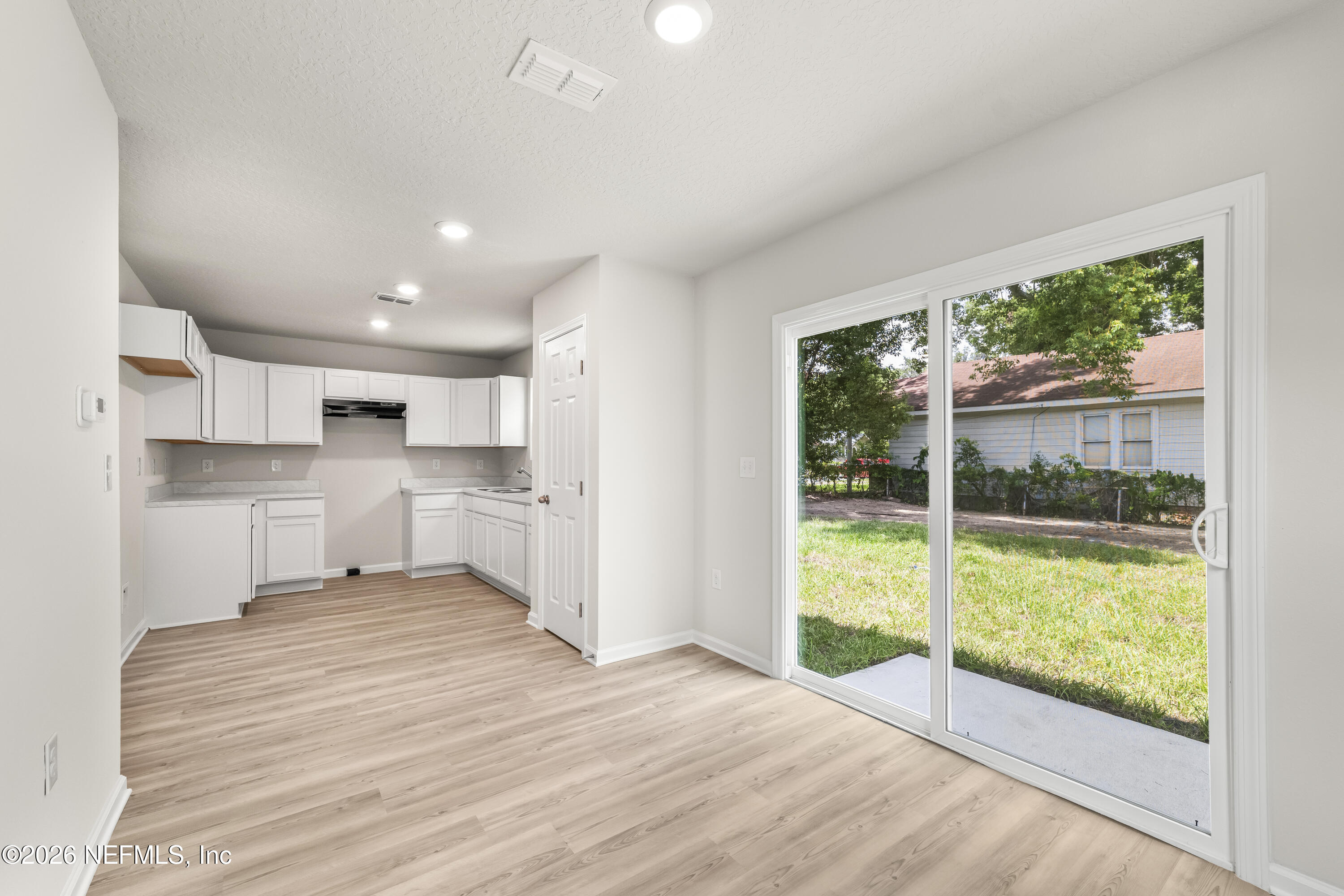 4296 Gilbert Street Jacksonville, FL 32207 - Photo 12 of 30 Dining Room