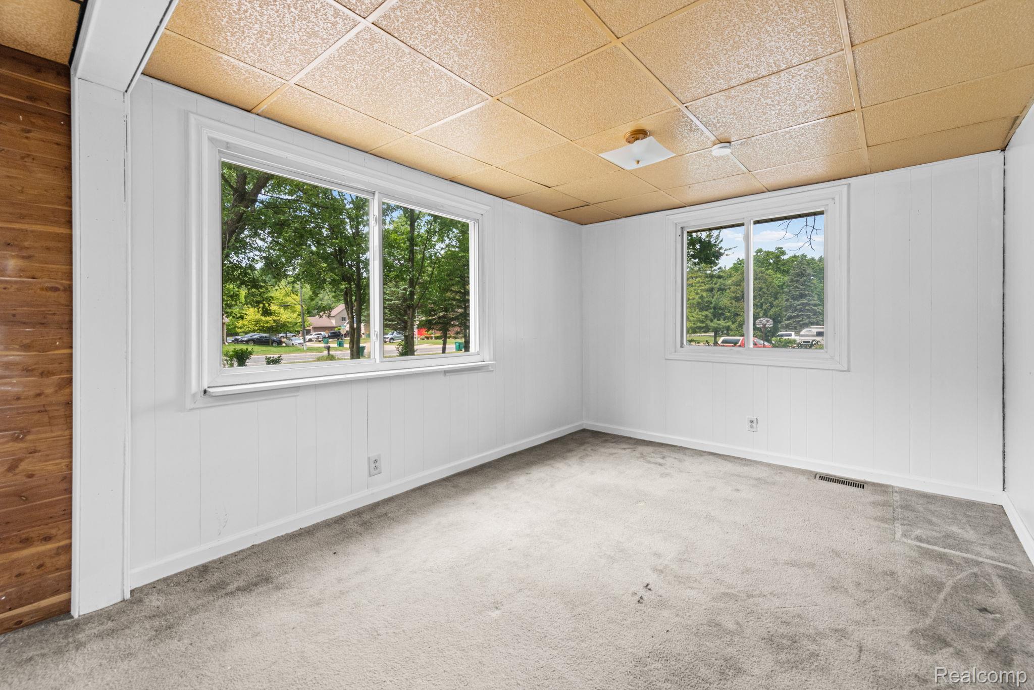 19227 Gudith Road Trenton, MI 48183 - Photo 23 of 33 19-web-or-mls-19227-gudith-rd.jpg