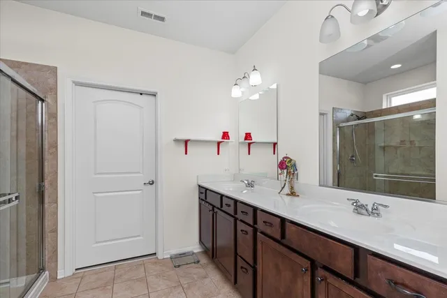 $420,000 | 6359 Doral Drive, Gurnee, IL 60031