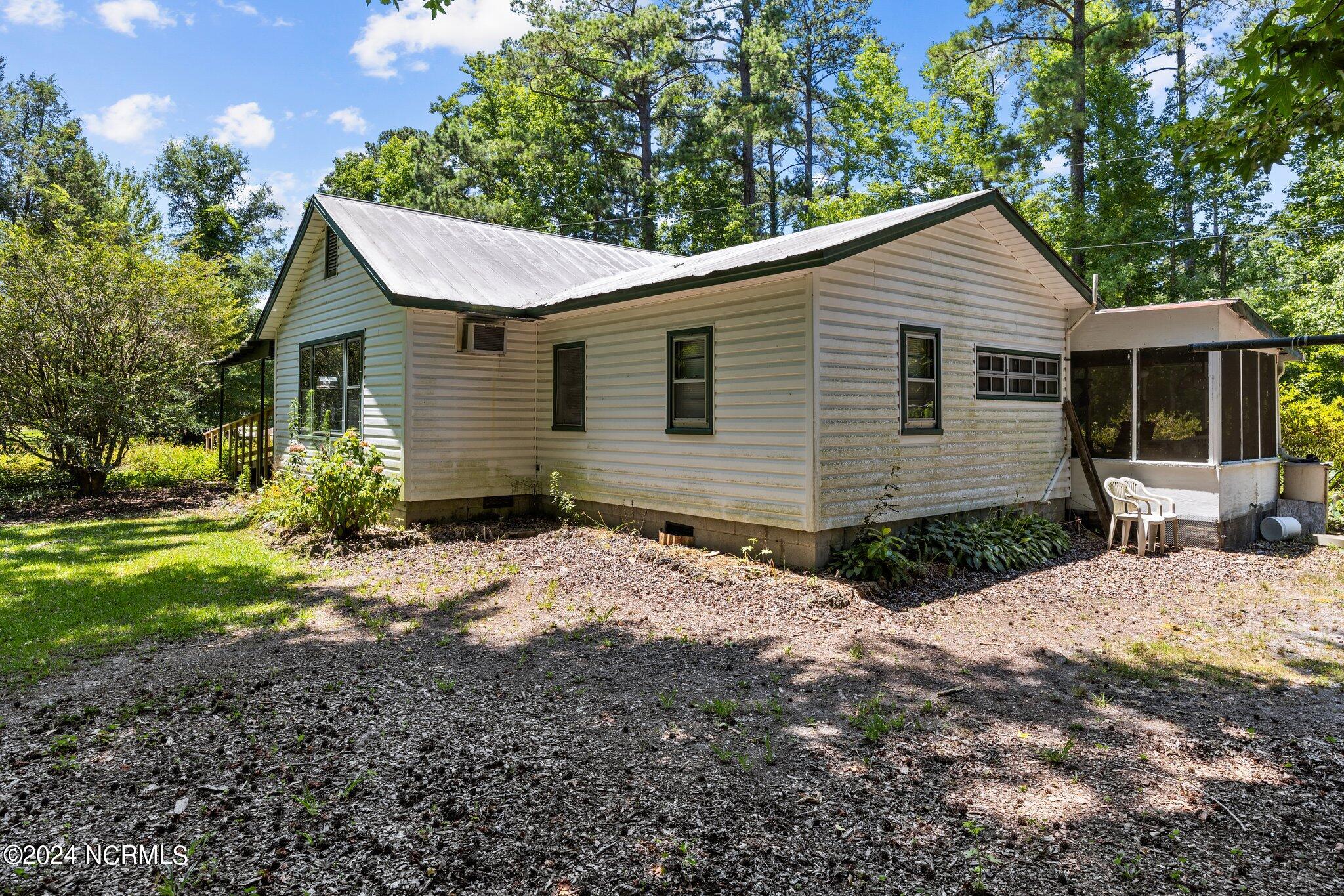 1016 Tebo Road New Bern, NC 28562 - Photo 24 of 34 Back