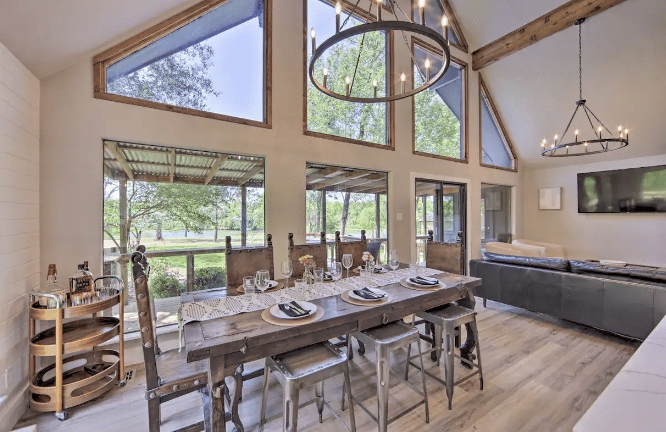 10630 River Ranch Road Kemp, TX 75143 - Photo 8 of 36 a view of a dining room with furniture window and outside view