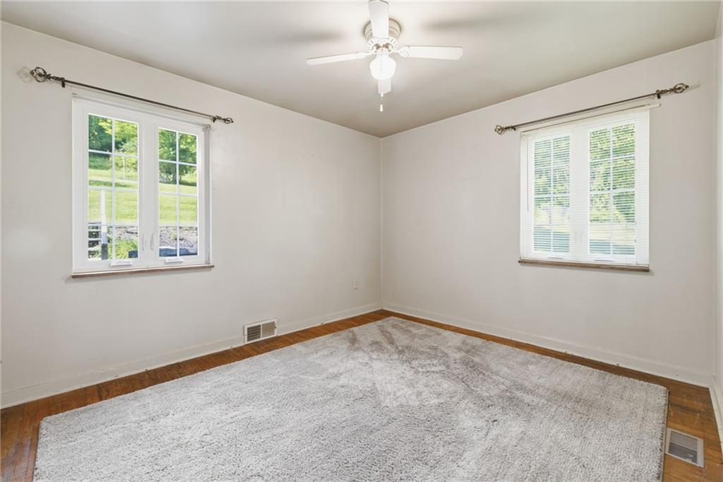 402 Park Road Midway, PA 15060 - Photo 20 of 38
