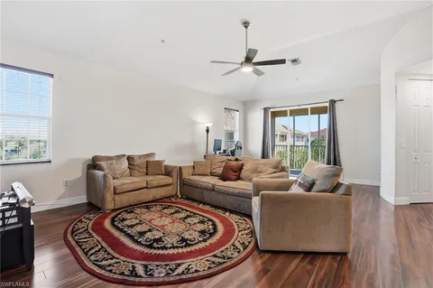 $190,000 | 1121 Van Loon Commons Cir Cape, Unit 301, Cape Coral, FL 33909