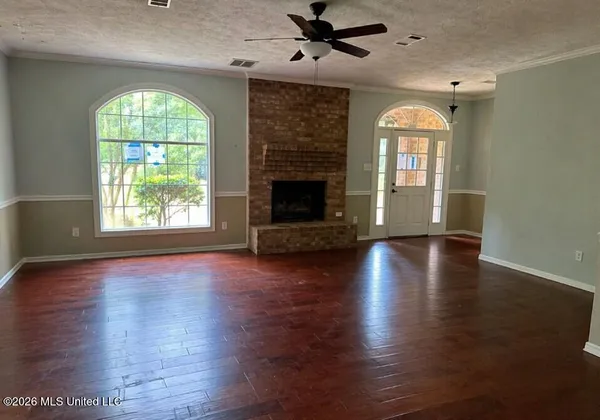 $251,500 | 306 East Drive, Unit A, Vicksburg, MS 39180