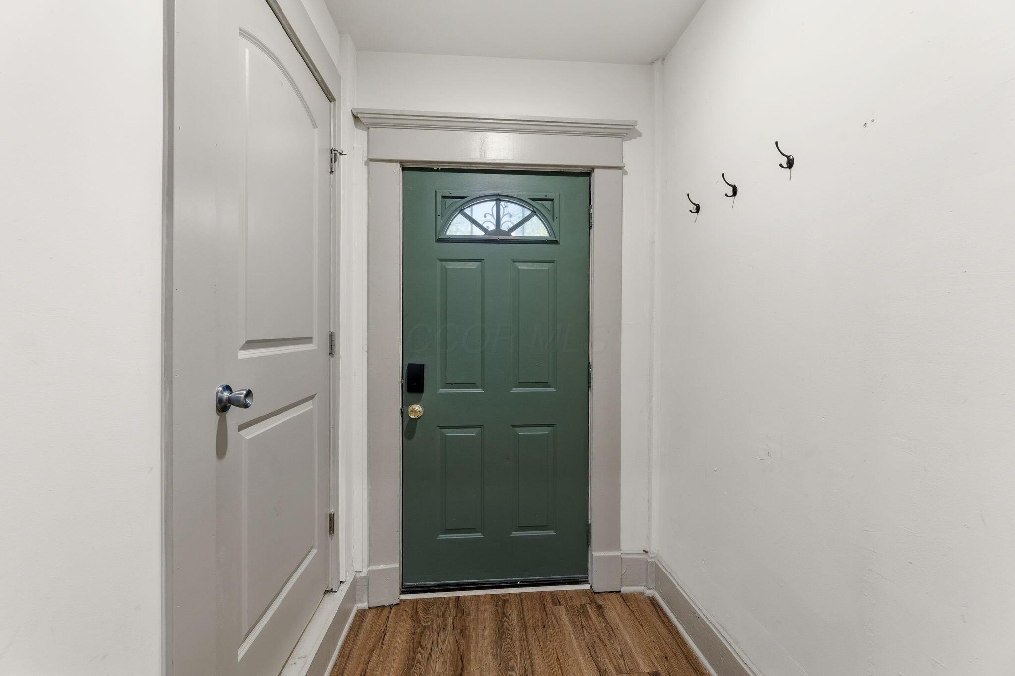 1698 Bryden Road Columbus, OH 43205 - Photo 13 of 43 Mudroom area with laundry room