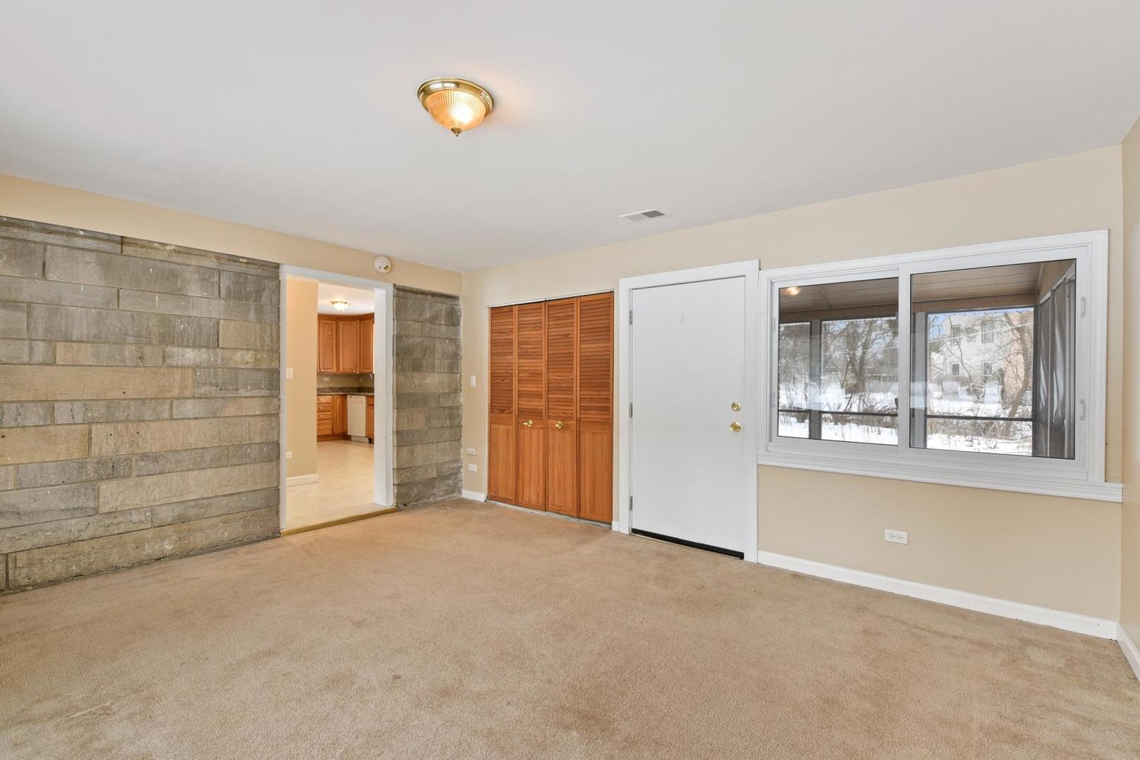 614 Saddle Road Wheaton, IL 60187 - Photo 14 of 22
