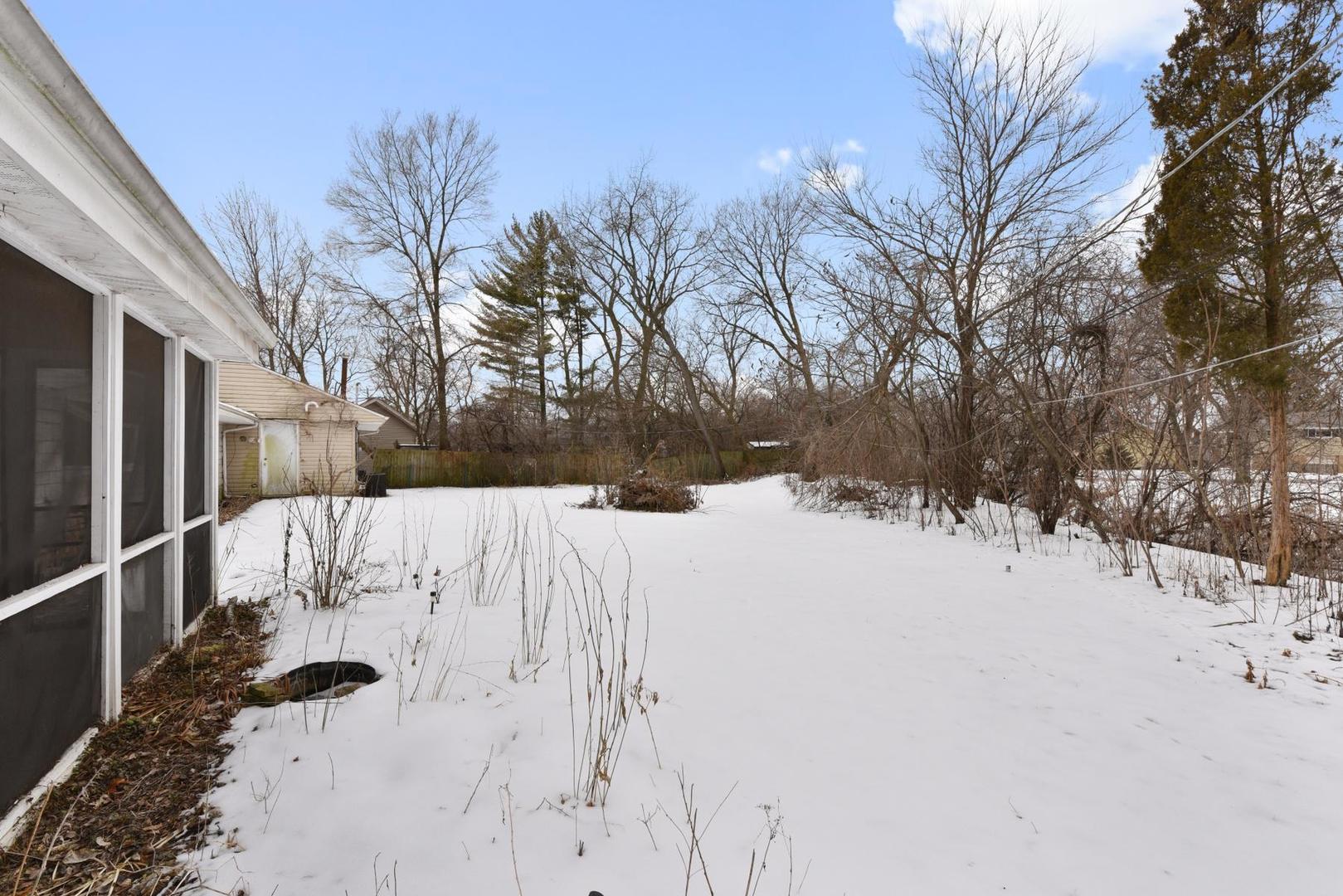 614 Saddle Road Wheaton, IL 60187 - Photo 18 of 22