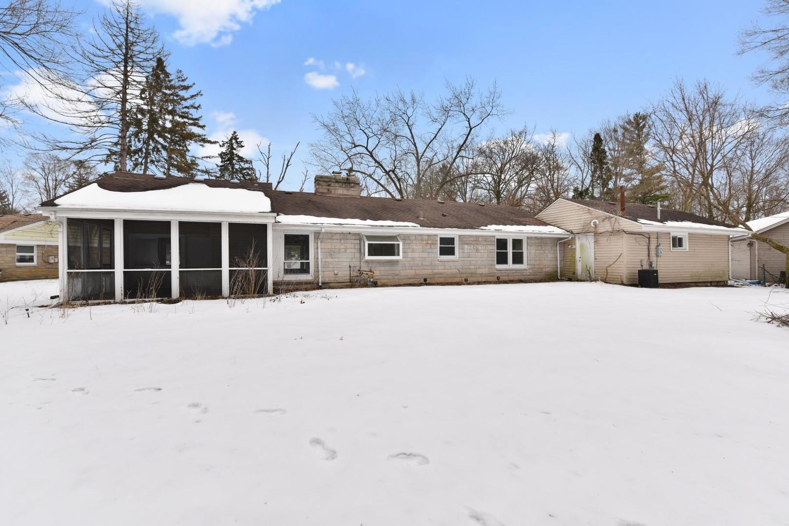 614 Saddle Road Wheaton, IL 60187 - Photo 19 of 22