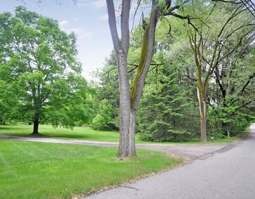 212 Lindsay Pond Road Concord, MA 01742 - Photo 23 of 26 Gallery Image 23