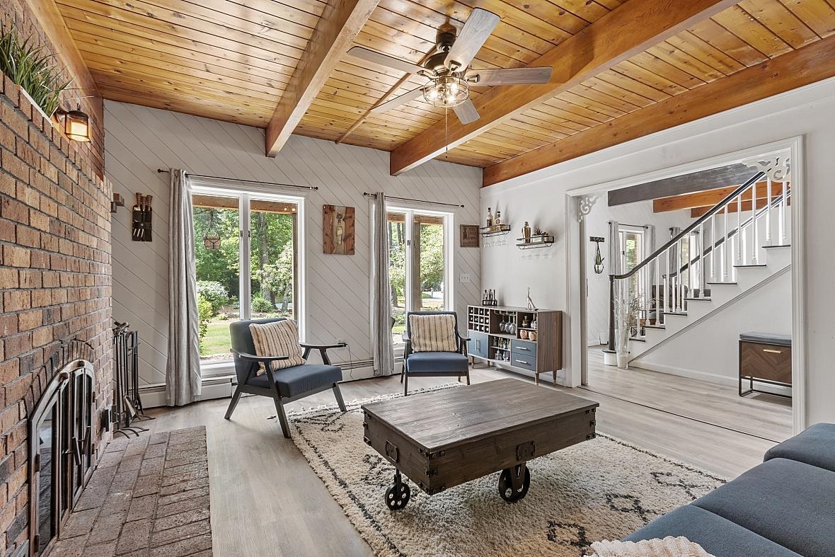 18 Plower Road Pelham, NH 03076 - Photo 10 of 40 Gallery Image 10