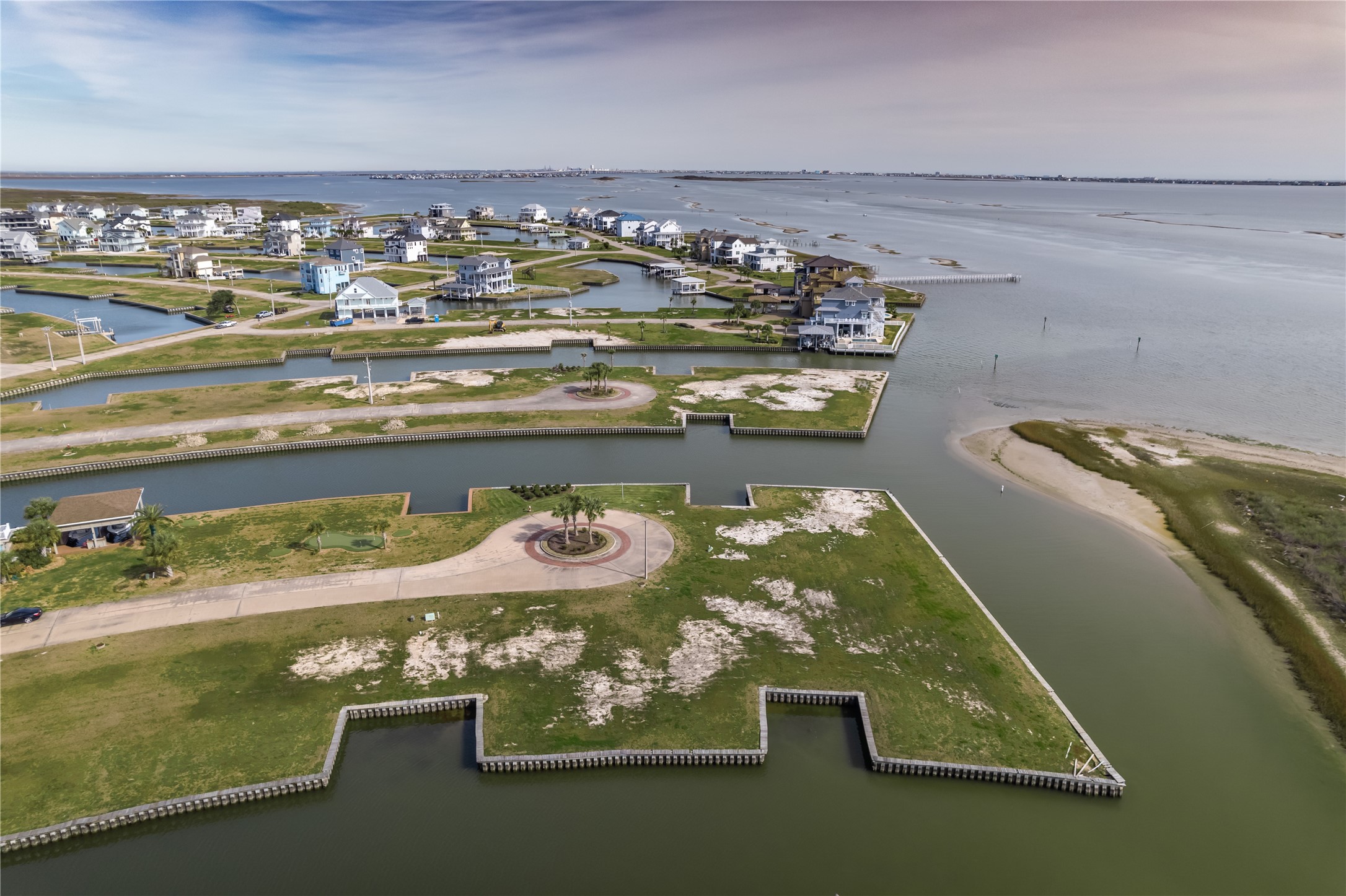 27 Half Moon Hitchcock, TX 77563 - Photo 15 of 24 a view of water heater room