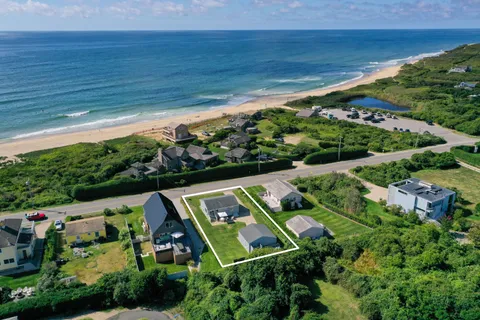$3,250,000 | 19 Deforest Road, Montauk, NY 11954