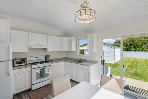 $3,250,000 | 19 Deforest Road, Montauk, NY 11954