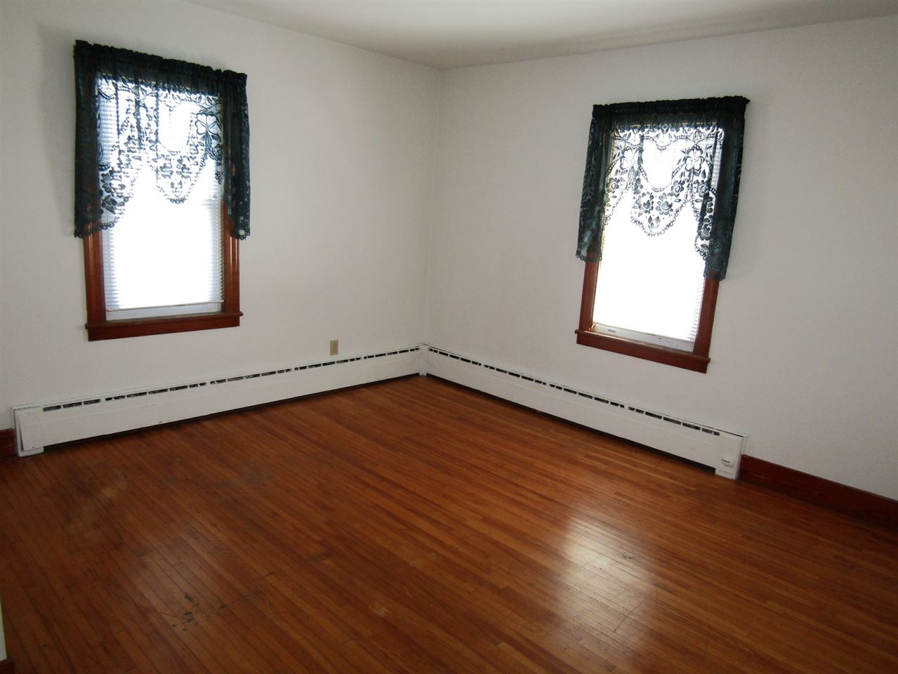 445 Swanton Road St. Albans Town, VT 05478 - Photo 13 of 27