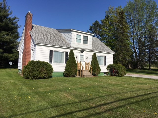 445 Swanton Road St. Albans Town, VT 05478 - Photo 5 of 27