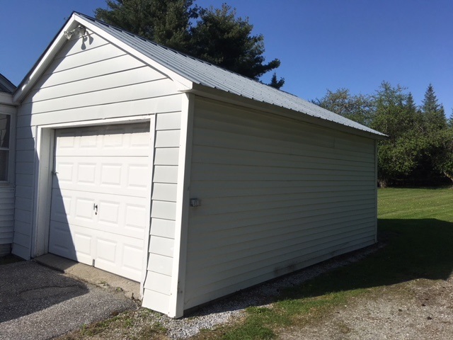 445 Swanton Road St. Albans Town, VT 05478 - Photo 6 of 27