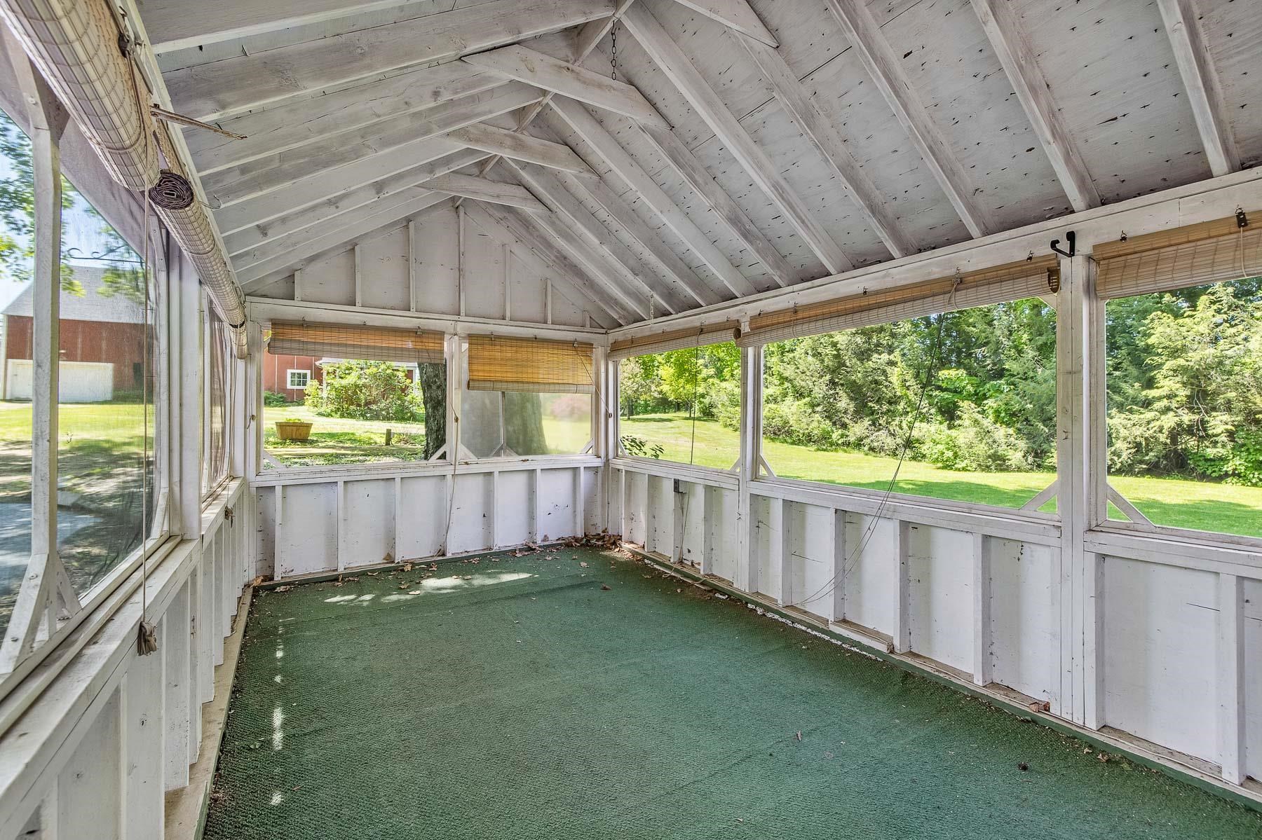 310 Middle Road Brentwood, NH 03833 - Photo 11 of 35