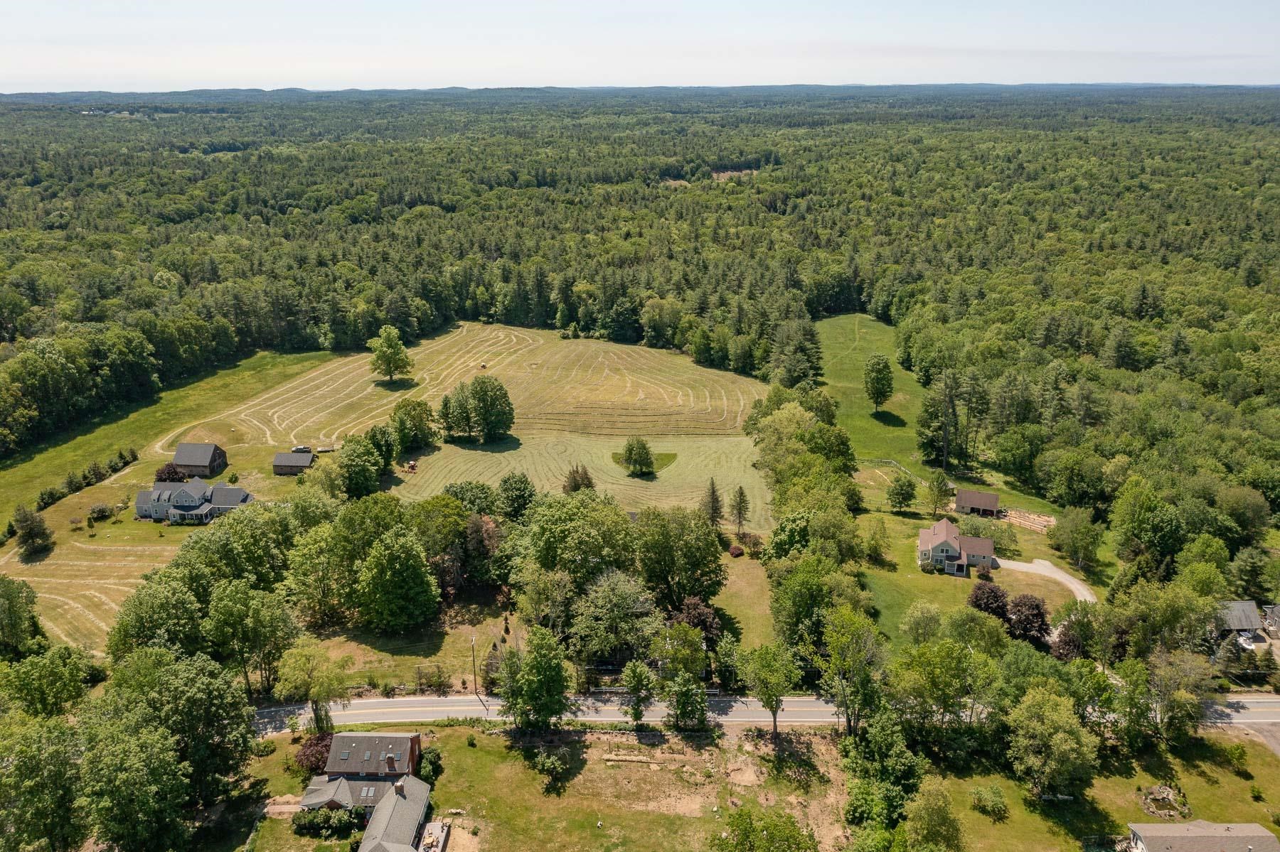 310 Middle Road Brentwood, NH 03833 - Photo 19 of 35