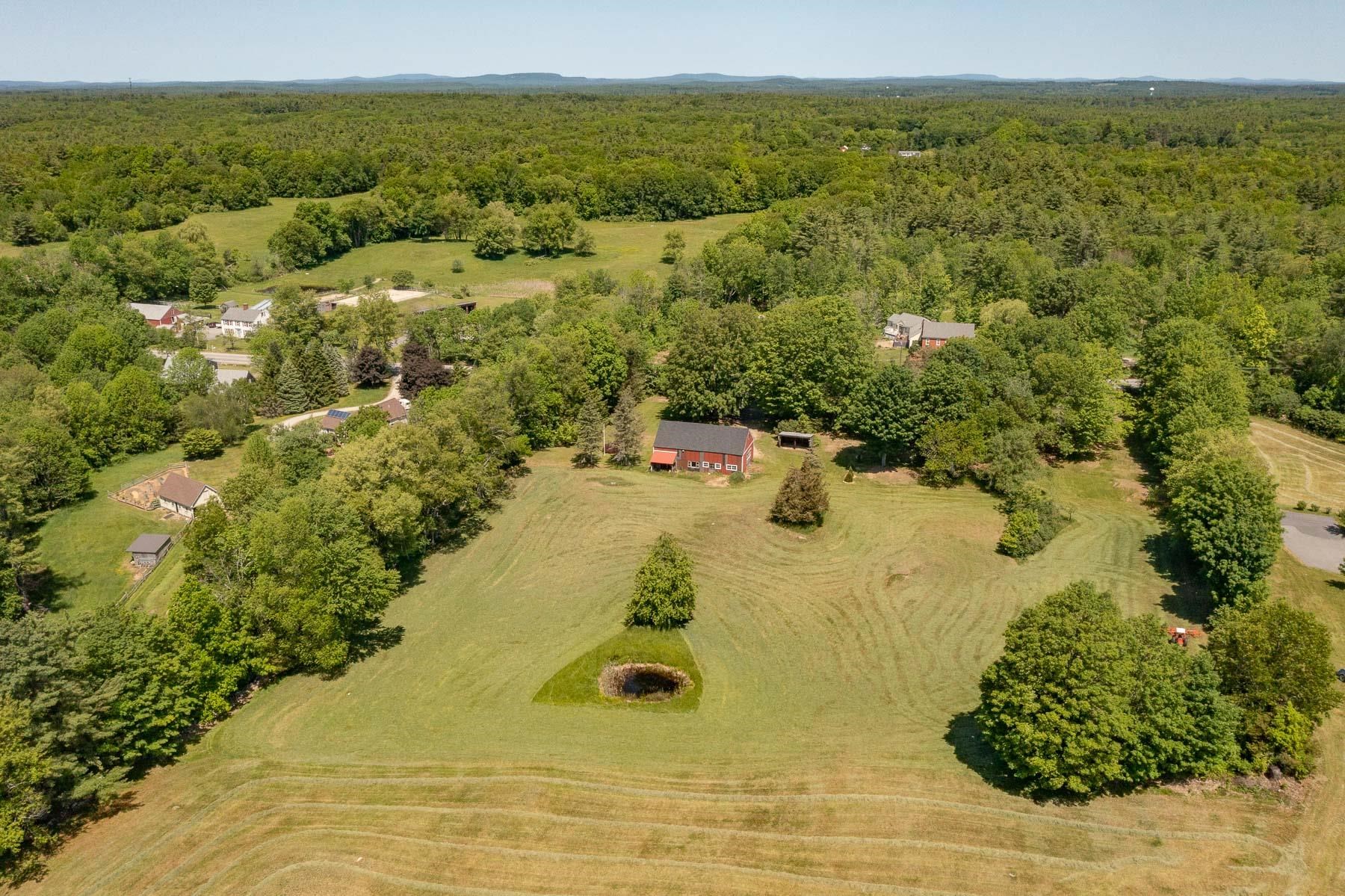 310 Middle Road Brentwood, NH 03833 - Photo 23 of 35