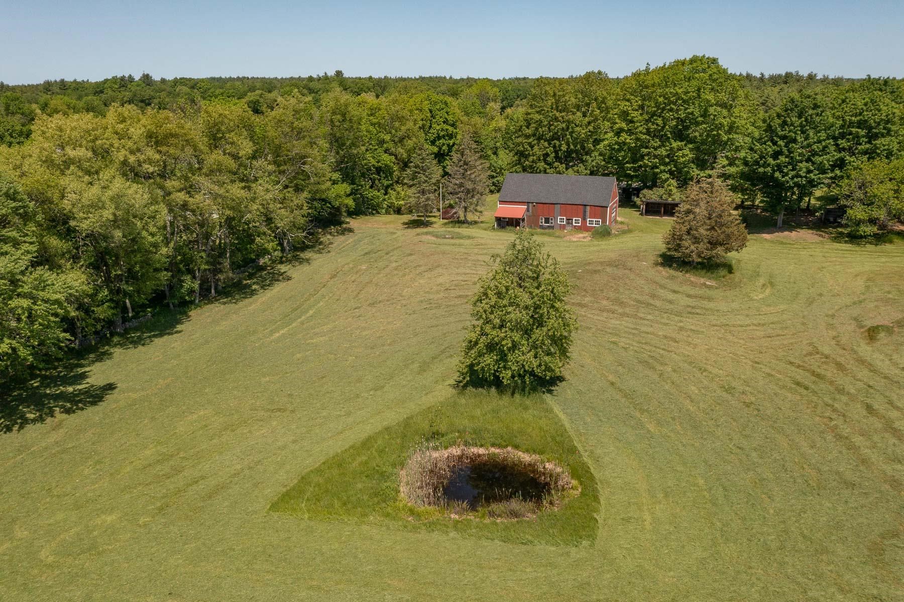 310 Middle Road Brentwood, NH 03833 - Photo 25 of 35