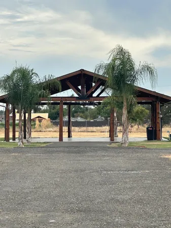 $489,999 | 110 South Avenue, Sacramento, CA 95838